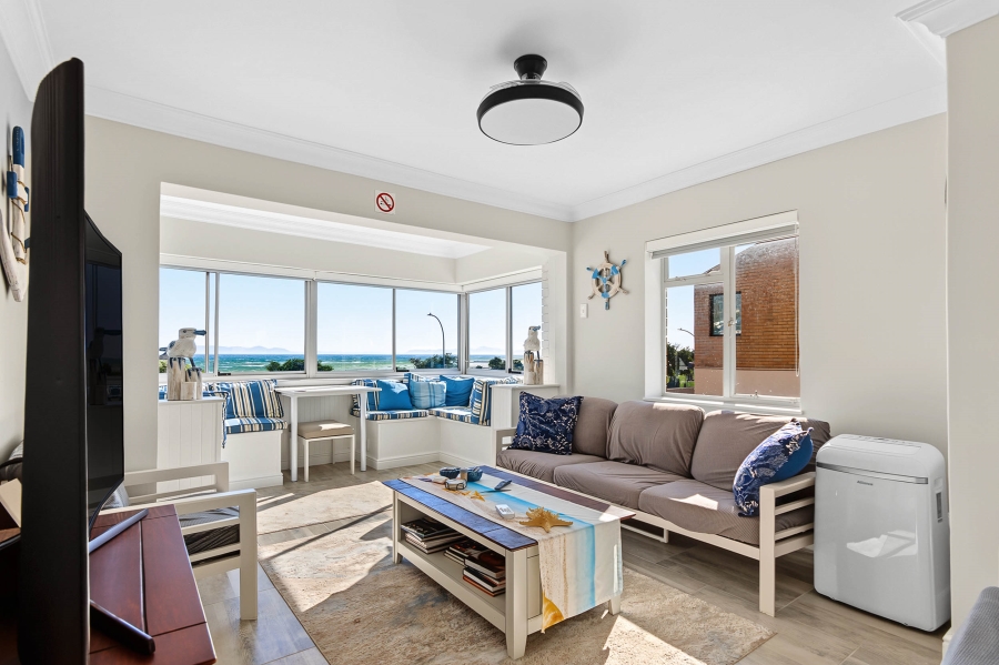 4 Bedroom Property for Sale in Gordons Bay Village Western Cape